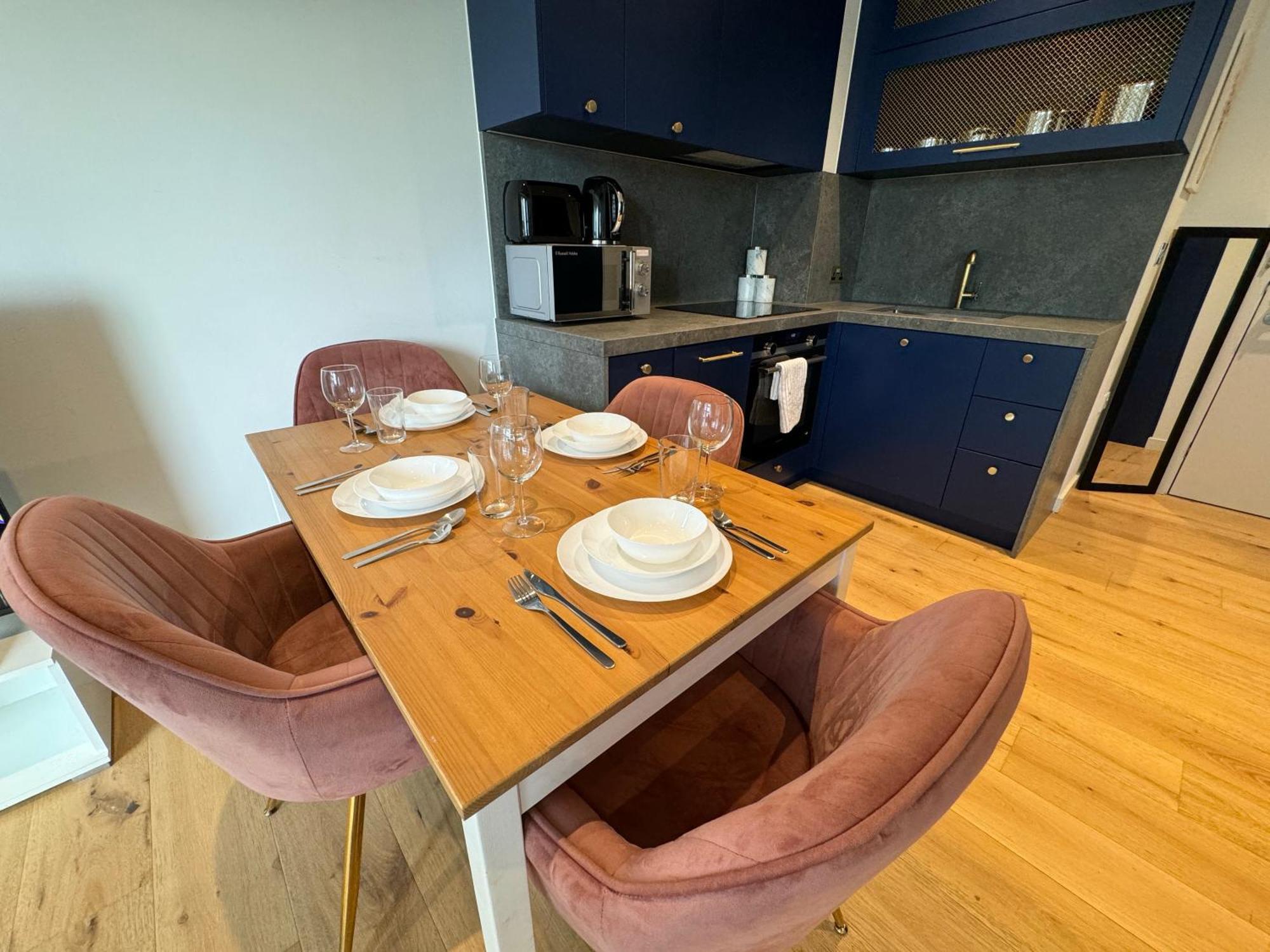 London Luxury Flat With Balcony, River View, O2 Arena, Excel, Canary Wharf, Station Lägenhet Exteriör bild