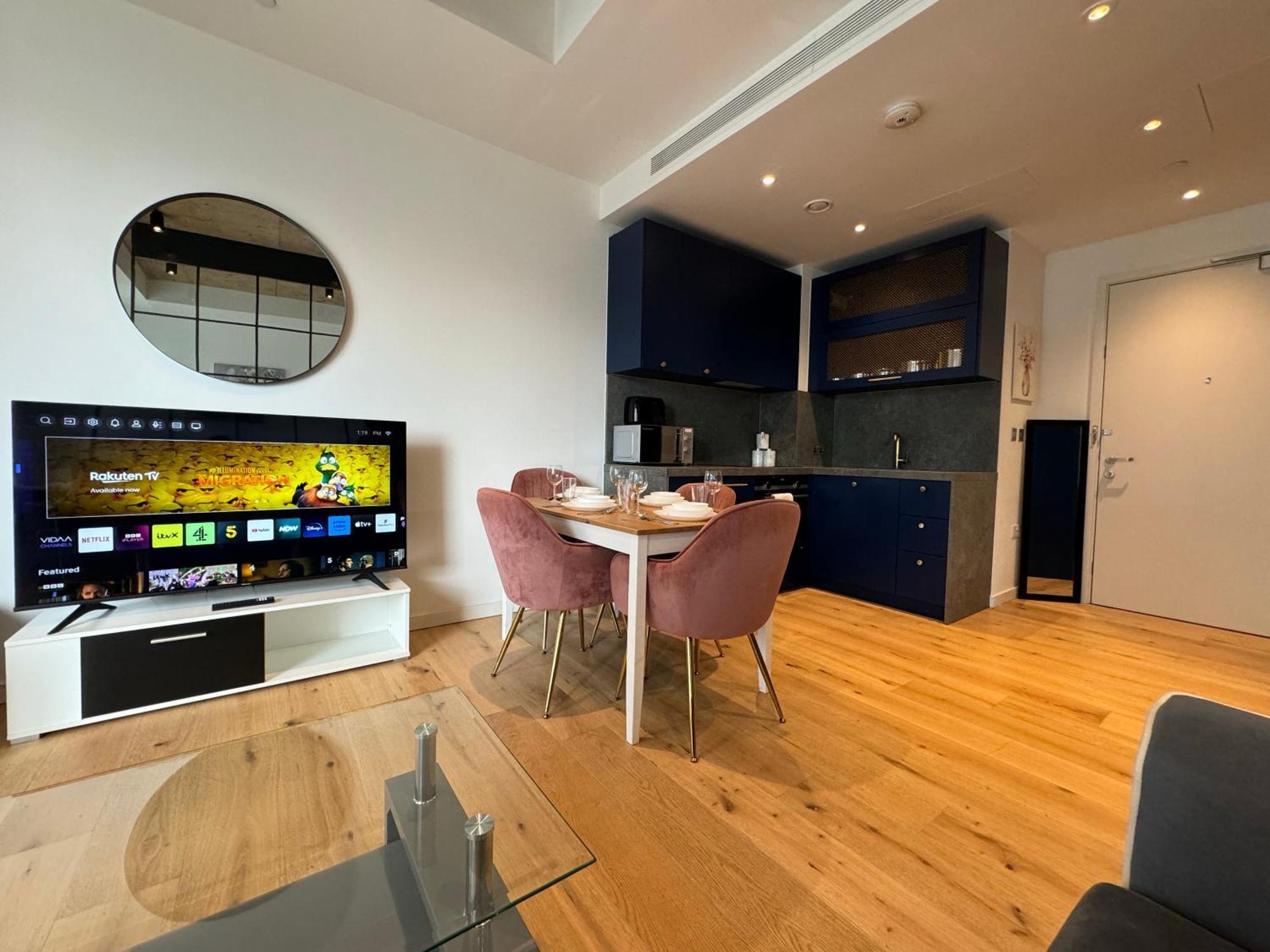London Luxury Flat With Balcony, River View, O2 Arena, Excel, Canary Wharf, Station Lägenhet Exteriör bild