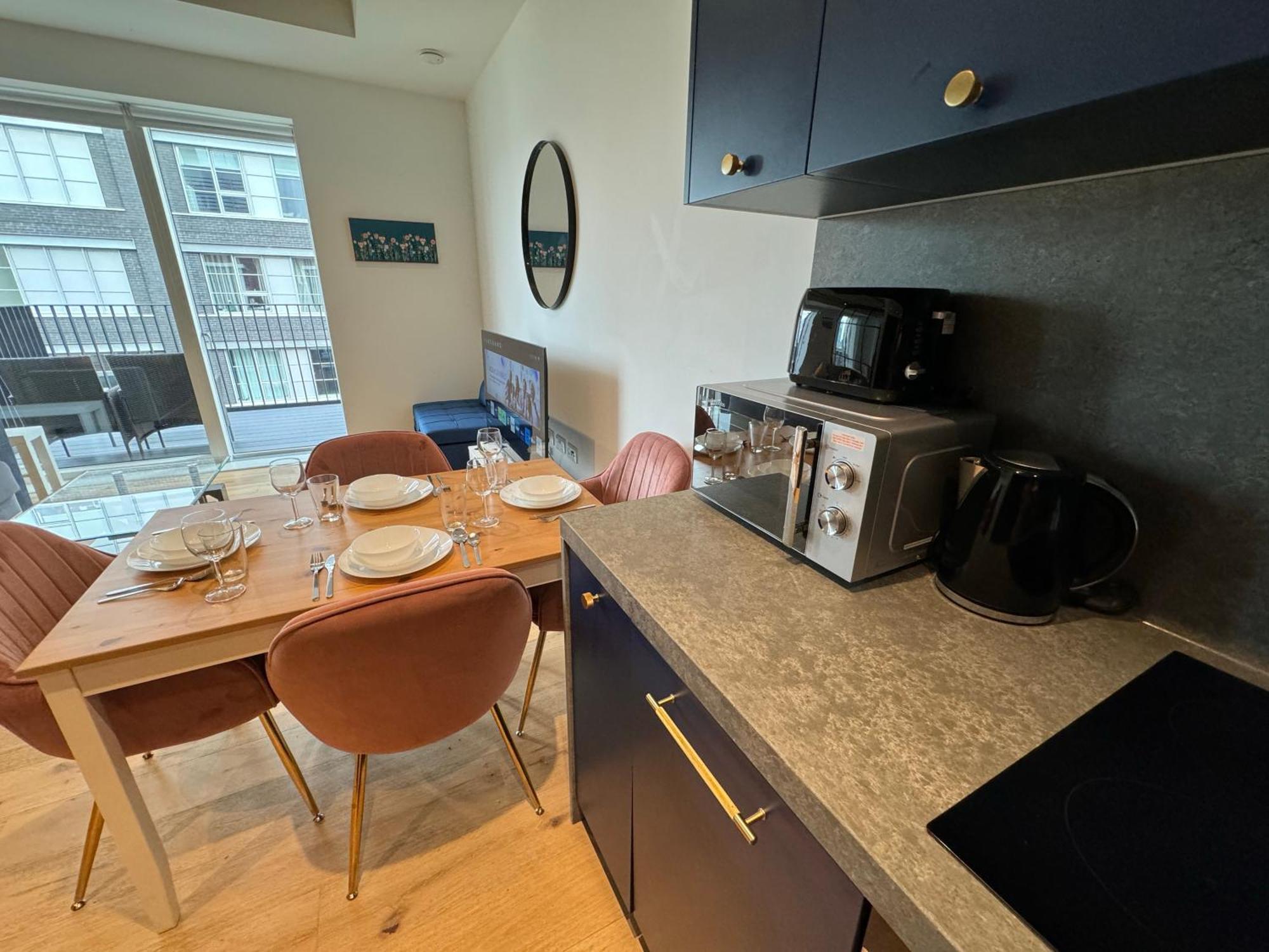 London Luxury Flat With Balcony, River View, O2 Arena, Excel, Canary Wharf, Station Lägenhet Exteriör bild
